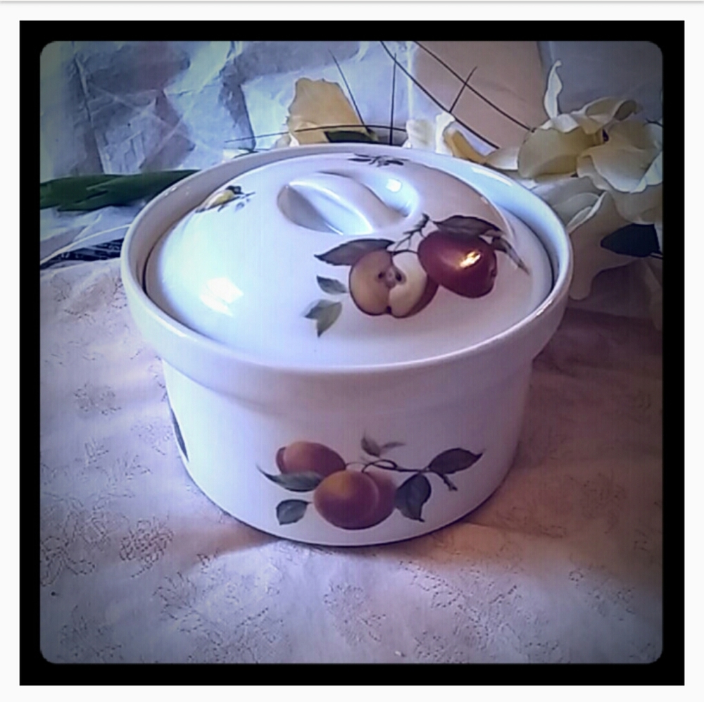 Cordon Bleu BIA Round Casserole Dish